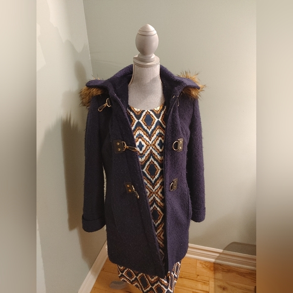 Size 4* Navy Blue Calvin Klein Wool Winter Coat - Picture 2 of 9